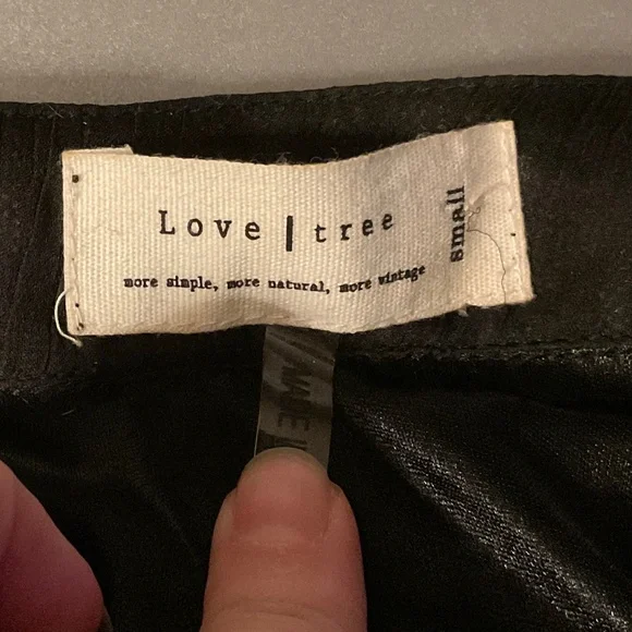 Simple elegance- high low semi transparent lacy black skirt - Picture 6 of 8